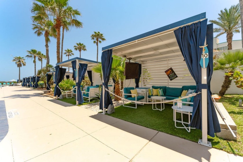 Welcome to your dream beachfront escape! This stunning unit - photo 26