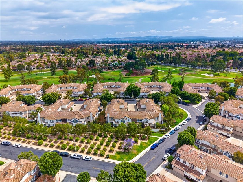 Welcome to 2329 Sunningdale Drive, a beautifully maintained - photo 31