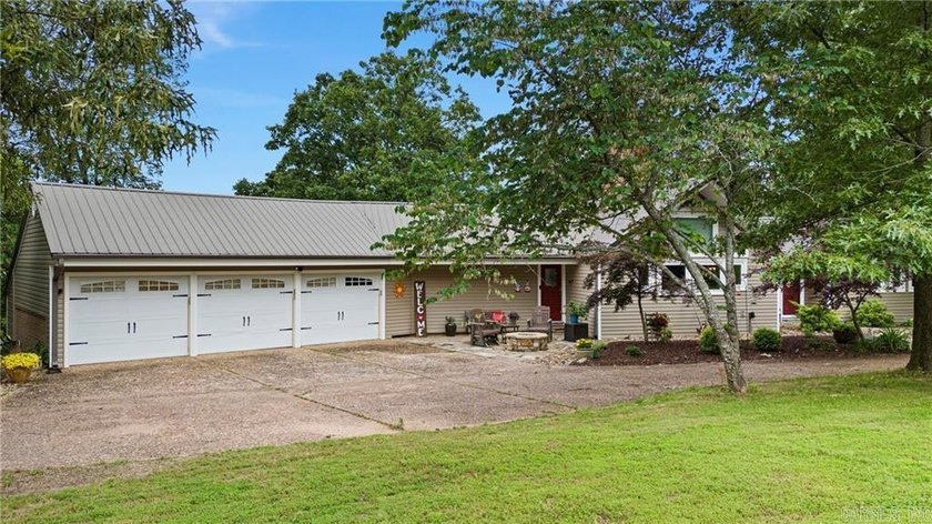 Sellers are offering a 2-point buy-down on the buyer's interest - photo 3