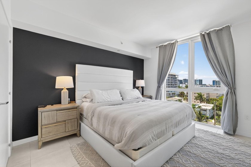 Turnkey coastal living awaits in this beautifully furnished - photo 12