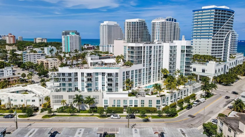 Turnkey coastal living awaits in this beautifully furnished - photo 35
