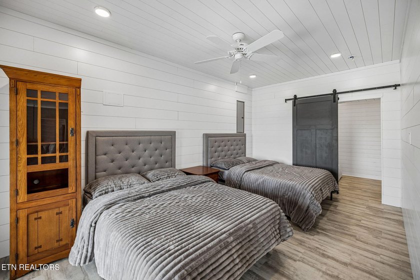 Your lakefront escape starts here with easy water access, plenty - photo 37