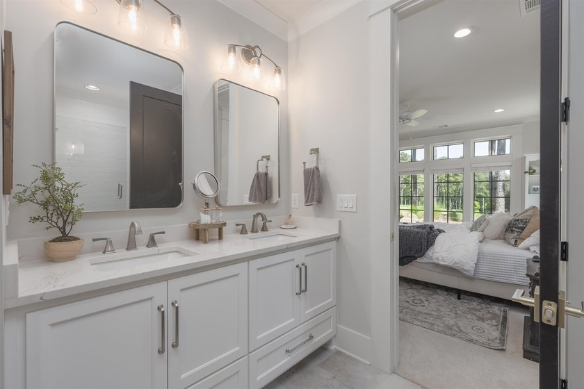 Exceptional, newer construction Creek Club golf home, complete - photo 47