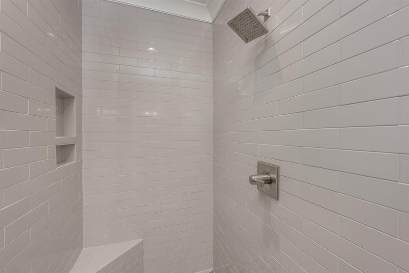 Exceptional, newer construction Creek Club golf home, complete - photo 51