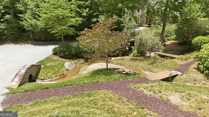 Bordering protected U.S. Forest Land in the heart of the Blue - photo 3