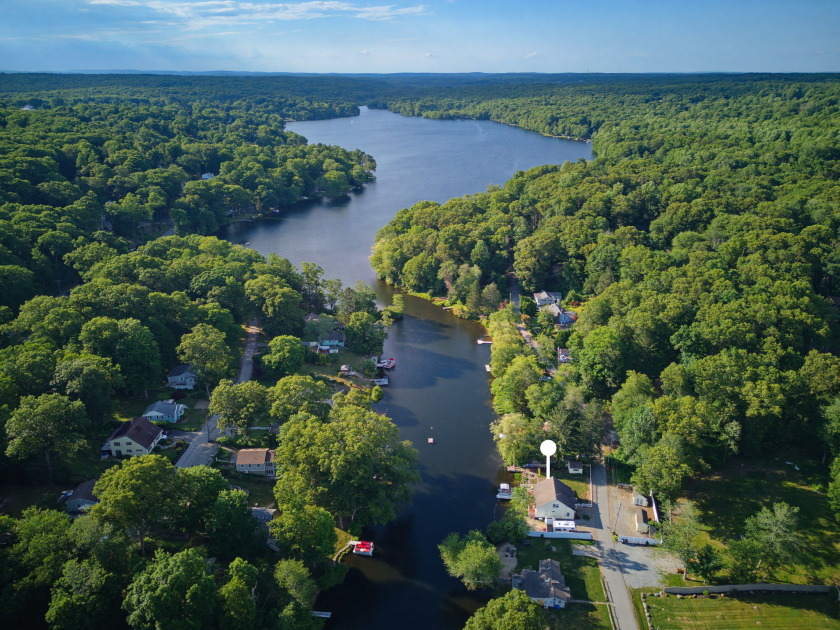 Waterfront Lake Living - photo 30