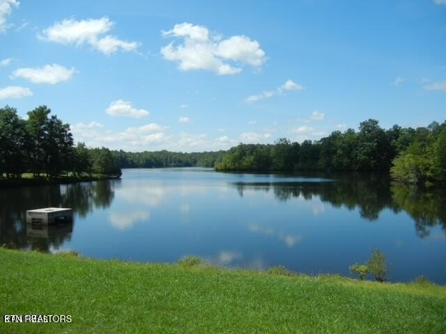 Cumberland Lakes is a private community and only owners have - photo 13