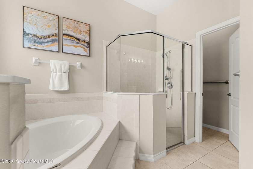 How does a 3bed, 2bath, 3 car garage with a bonus room and 21K - photo 16