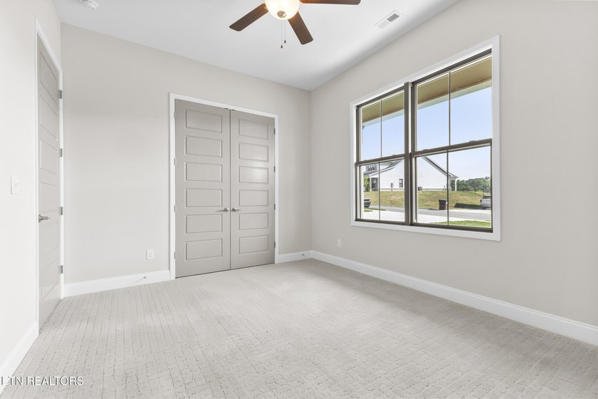MOVE IN READY! Located in Farmstead -just minutes from the lake - photo 14