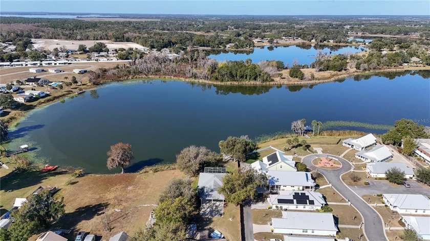 Lakefront Oasis with Income Potential - 260&amp; 264 S. Central Ave - photo 33