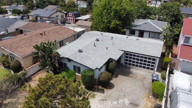 Great opportunity with tons of potential! Single Family - photo 2