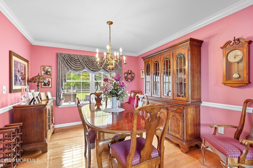 Spacious 4 bedroom /3 full bath home on large cul-de-sac - photo 7