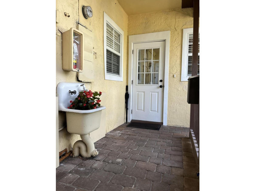 Your Chance to Own a Piece of Old Florida Spanish-Style History - photo 25