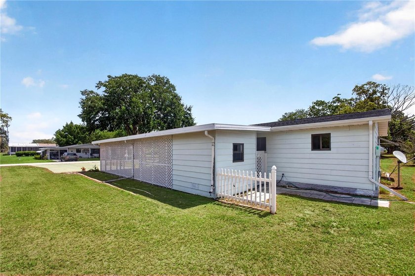 Virtually Staged. Welcome home to this charming and move-in - photo 36