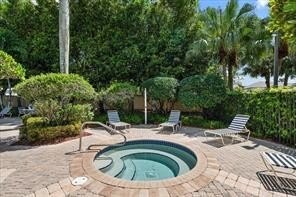 3-Bed, 2-Bath &amp; 2-Car Garage, Located In The Desirable Gated - photo 4