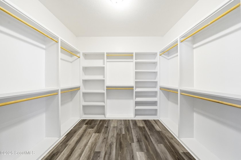 Charming 3BR/2BA in Darien Hall - Move-In Ready and Full of - photo 22