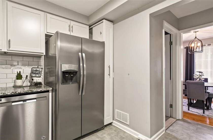 Opportunity Knocks at 9 Apollo Dr in Greece, NY. This 3 bed 1.5 - photo 24