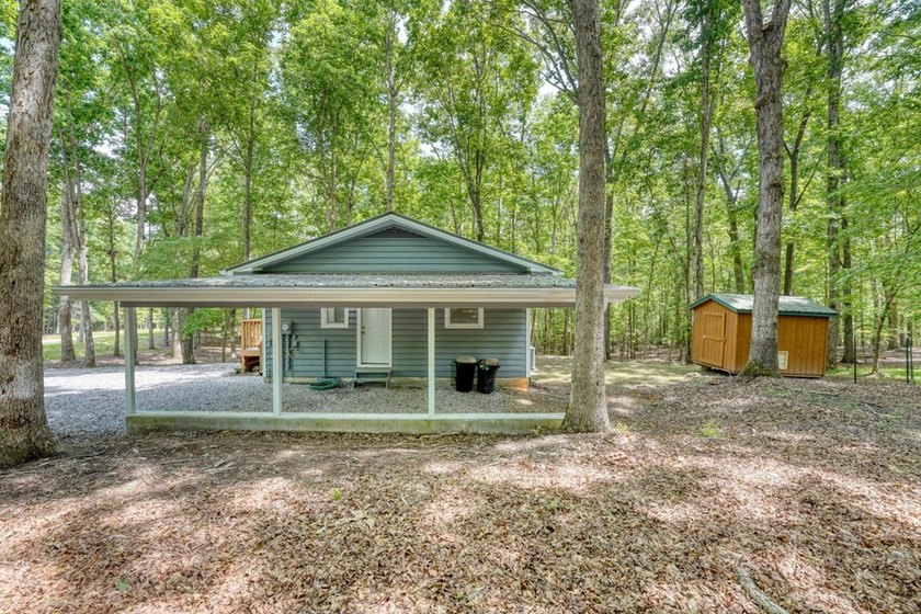 Welcome home to this charming cottage that has been thoughtfully - photo 41