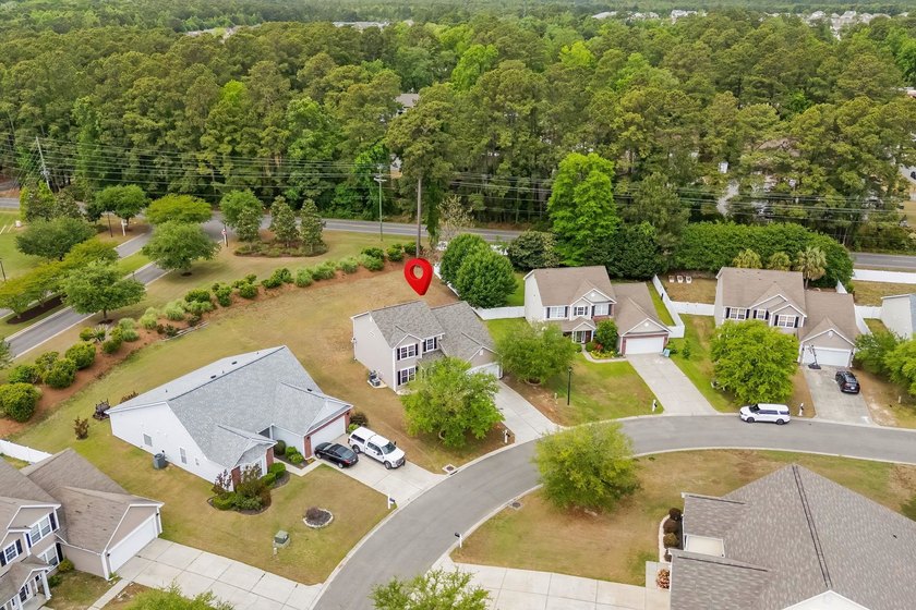 Welcome home to this totally renovated 5 bedroom, 2.5 bath home - photo 29