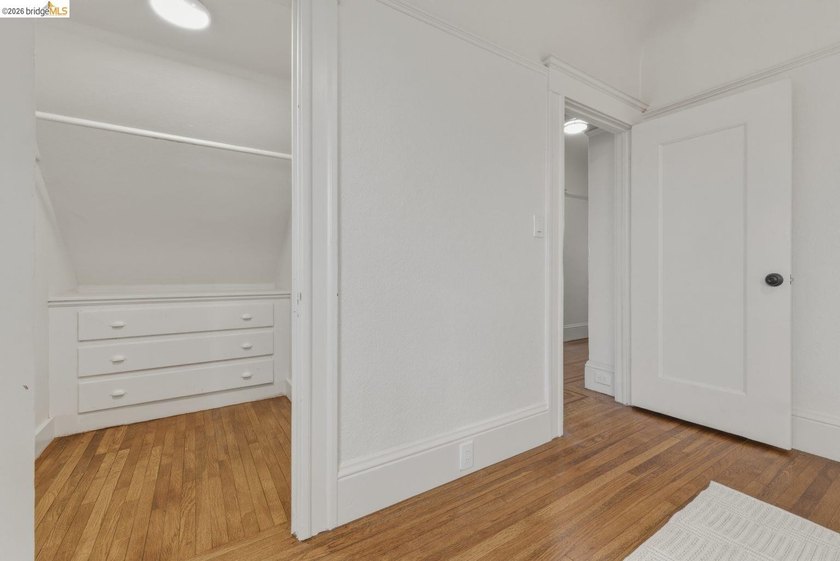 Welcome to 523 25th Street, a thoughtfully renovated Oakland - photo 40