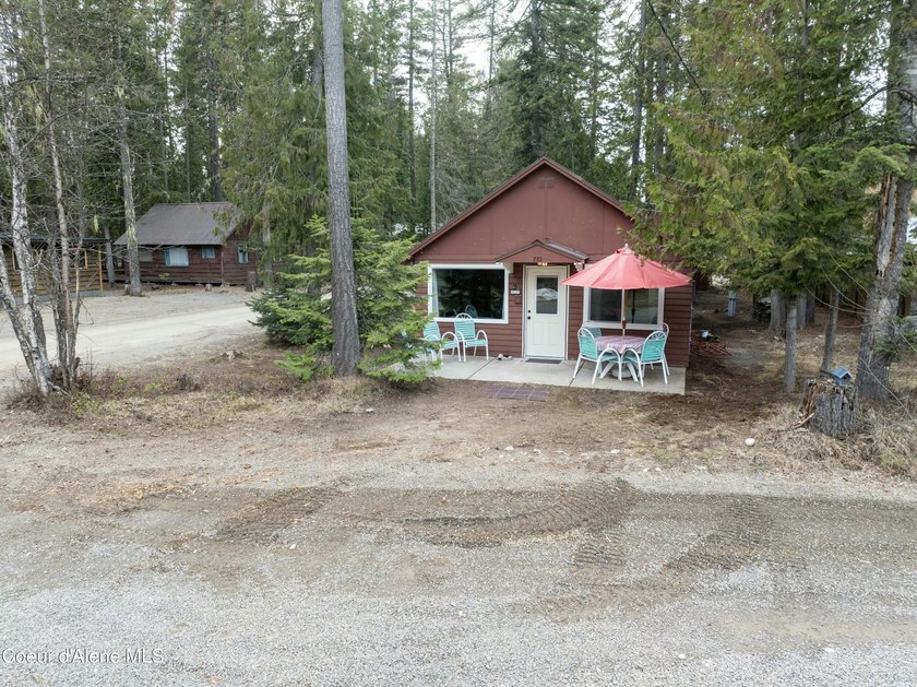 Tucked away in the charming Nordman area on Hagman Rd, this - photo 26