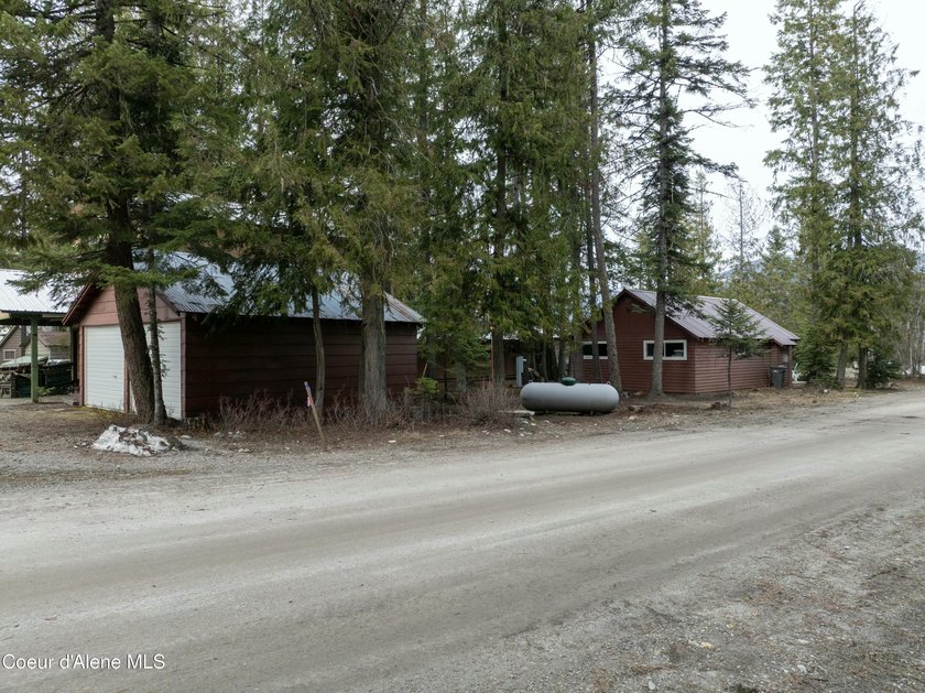 Tucked away in the charming Nordman area on Hagman Rd, this - photo 28