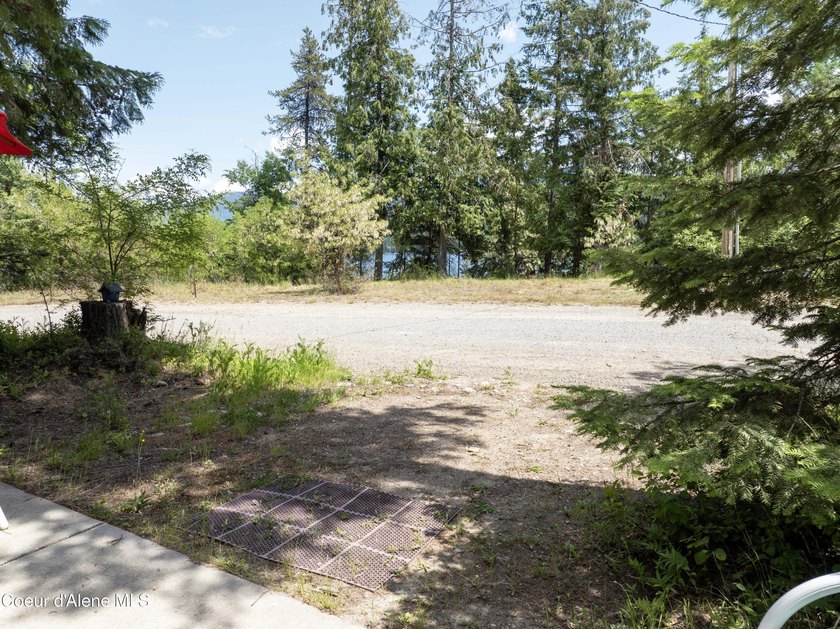 Tucked away in the charming Nordman area on Hagman Rd, this - photo 31
