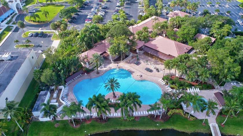 ***PRICE REDUCED FOR QUICK SALE, BRING ALL OFFERS *** Welcome to - photo 4