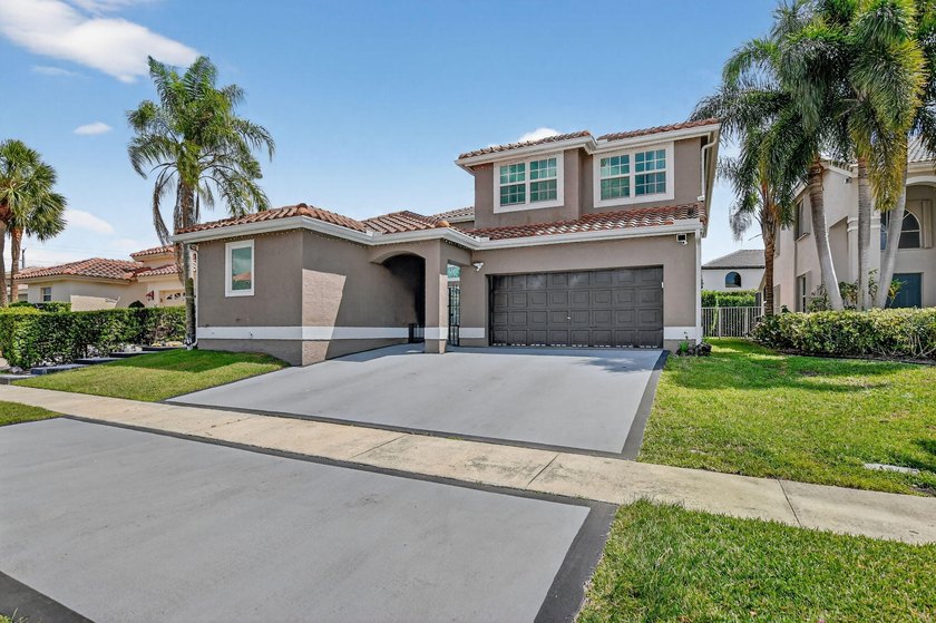 ***PRICE REDUCED FOR QUICK SALE, BRING ALL OFFERS *** Welcome to - photo 5