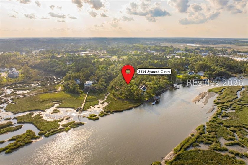 Enjoy waterfront living with a private dock opportunity mere - photo 7