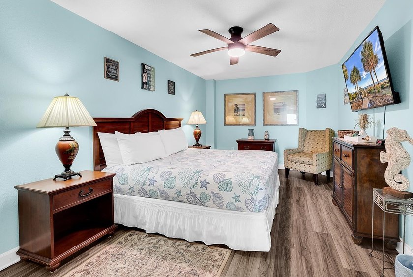 True one-bedroom, direct oceanfront condo with incredible views! - photo 6