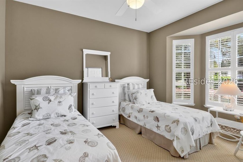 Gorgeous Franklin/Whitney model in Sun City Hilton Head. Loaded - photo 20