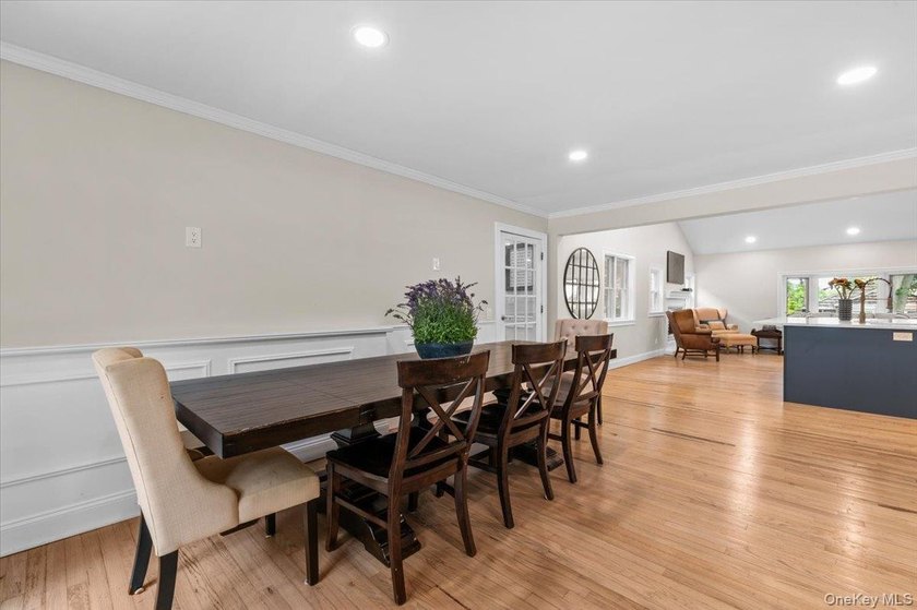Welcome to 8 Walnut, a beautifully maintained 5-bedroom - photo 8