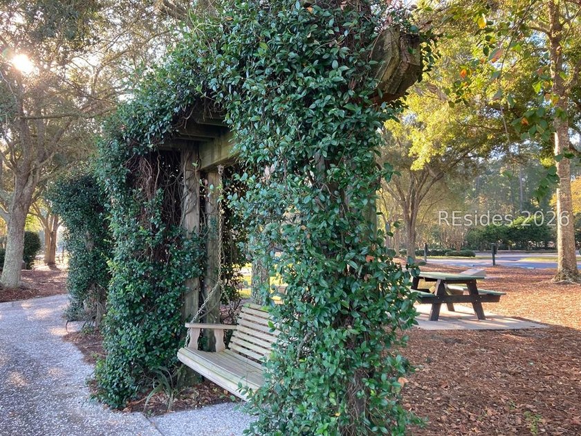 Gorgeous Franklin/Whitney model in Sun City Hilton Head. Loaded - photo 49