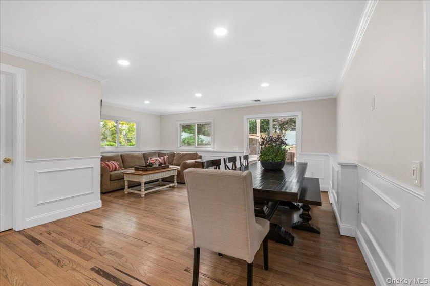 Welcome to 8 Walnut, a beautifully maintained 5-bedroom - photo 9