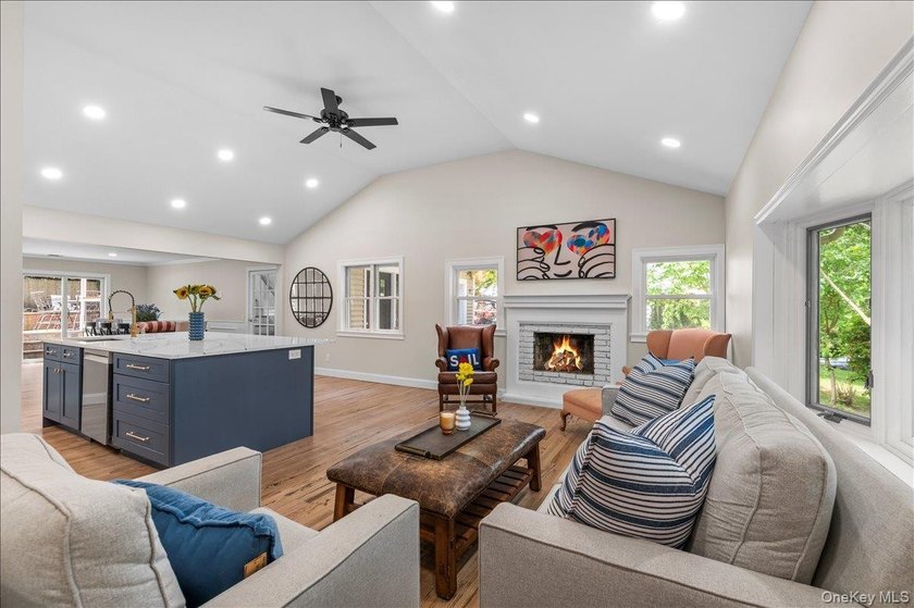 Welcome to 8 Walnut, a beautifully maintained 5-bedroom - photo 10