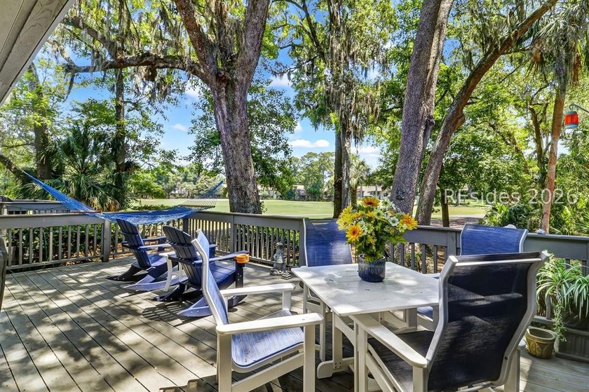 Updated Palmetto Dunes villa offering sweeping golf views and an - photo 2