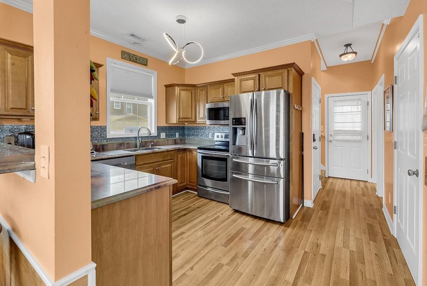 If you are looking for a turnkey, move in ready beach home, this - photo 8