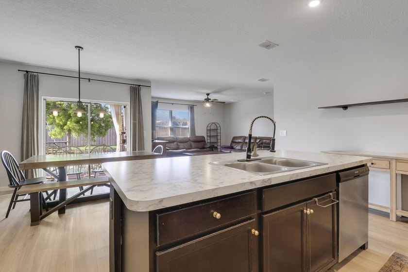 UPDATE!!!! SELLER IS NOW OFFERING A $10,000 CREDIT TO BUYER AT - photo 10