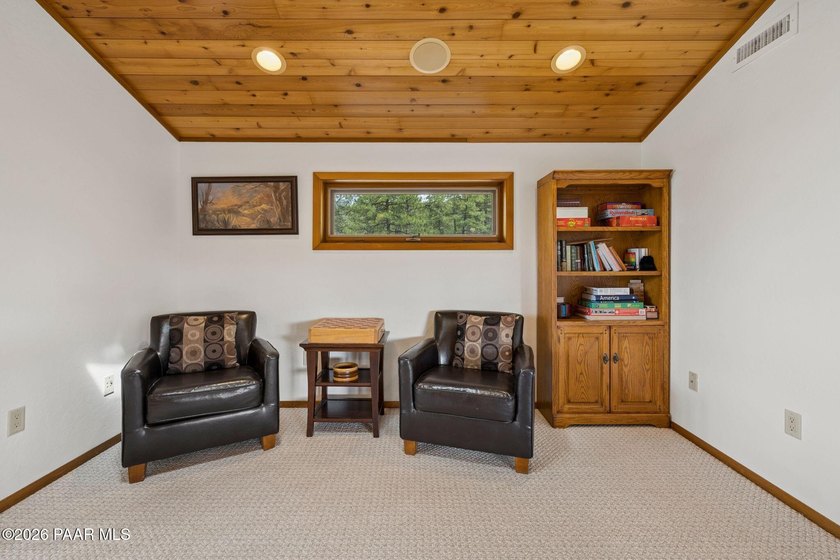 Sellers are acting on feedback that buyers need a 3rd bedroom - photo 33