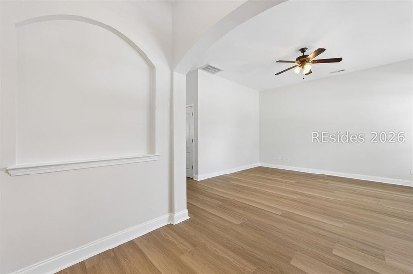 Move-in ready and perfectly located in Heritage at New Riverside - photo 4