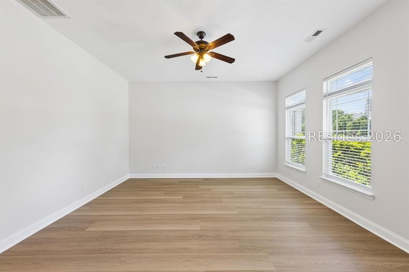 Move-in ready and perfectly located in Heritage at New Riverside - photo 5