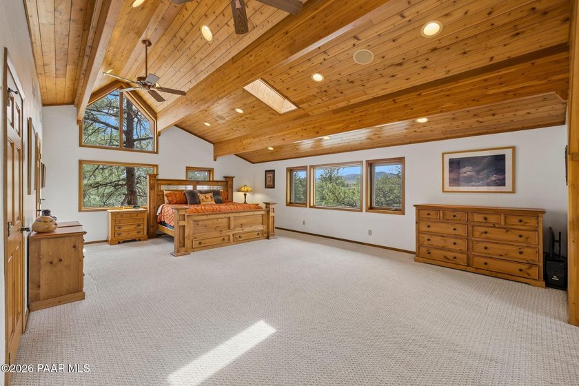 Sellers are acting on feedback that buyers need a 3rd bedroom - photo 35