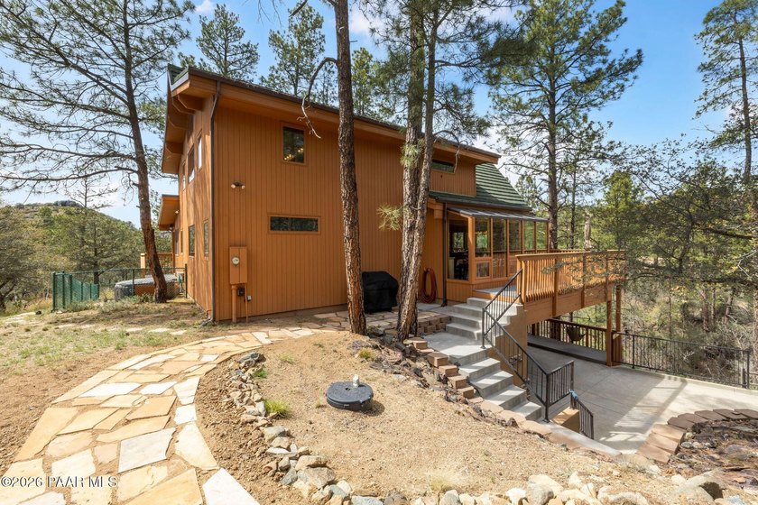 Sellers are acting on feedback that buyers need a 3rd bedroom - photo 45