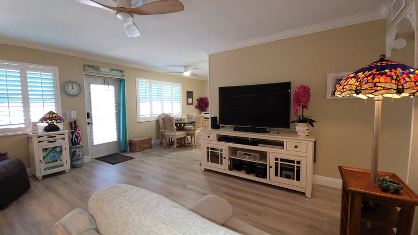 Welcome to this beautifully maintained and thoughtfully upgraded - photo 10