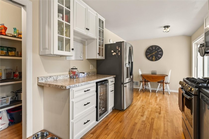 Welcome to 33 Greenbriar Dr in Gates. This Massive ranch is just - photo 24