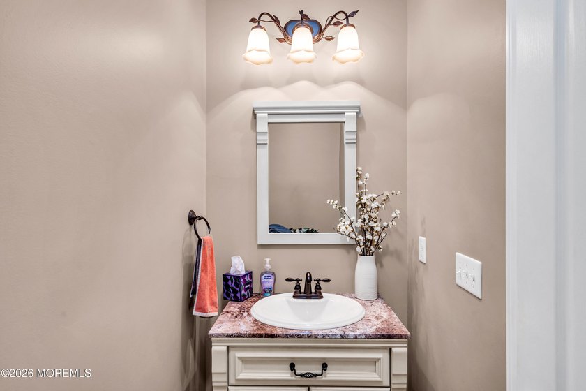 Built in 2010 and set on a quiet cul-de-sac, this 4-bedroom, 2 - photo 8