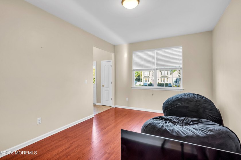 Built in 2010 and set on a quiet cul-de-sac, this 4-bedroom, 2 - photo 9