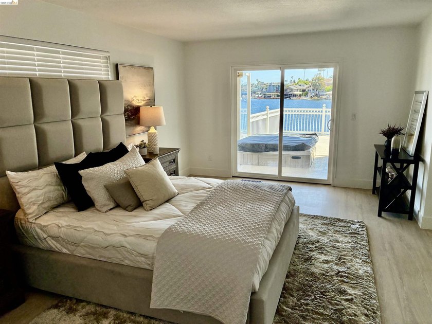 Make your dreams come true with PANORAMIC BAY VIEWS! Remodeled - photo 21