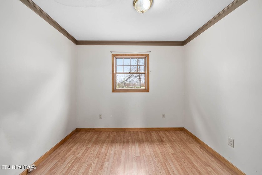 BACK ON MARKET BY NO FAULT OF THE SELLER. Buyer's financing fell - photo 21